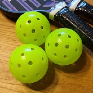 ลูก Pickleball Vega